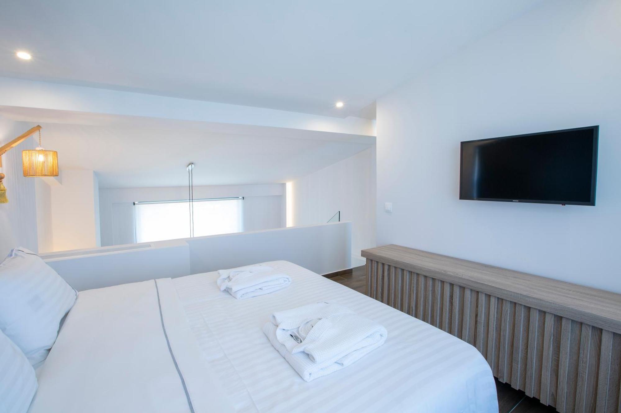 Mylos Ridge Villas - Perseus Áyios Nikítas Esterno foto